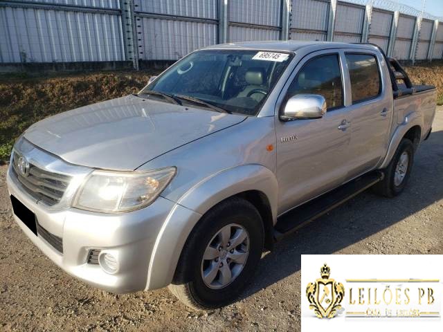 TOYOTA HILUX CD STD 2.5 D-4D TURBO DIESEL