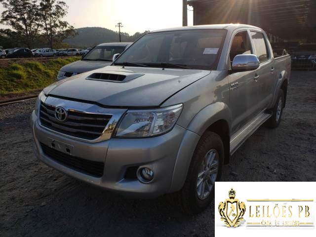 TOYOTA HILUX CD SRV 3.0 D-4D TURBO DIESEL