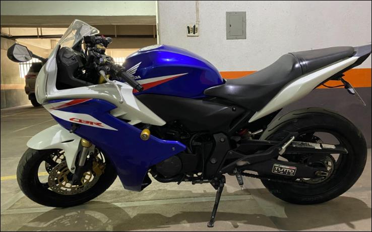 HONDA CBR 600F